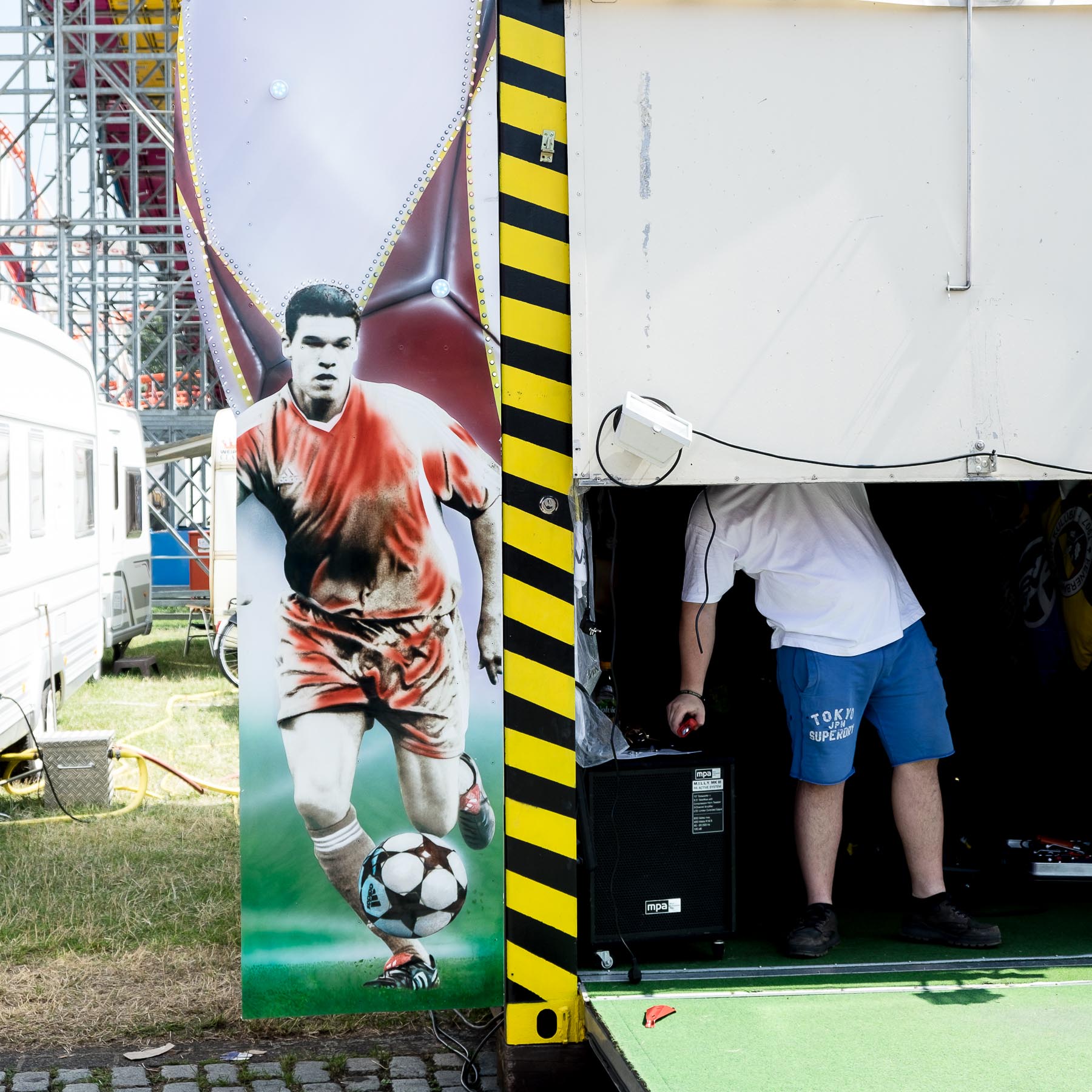 16.07.2015 - Kirmes am Rhein Düsseldorf einen Tag vor der Eröffnung