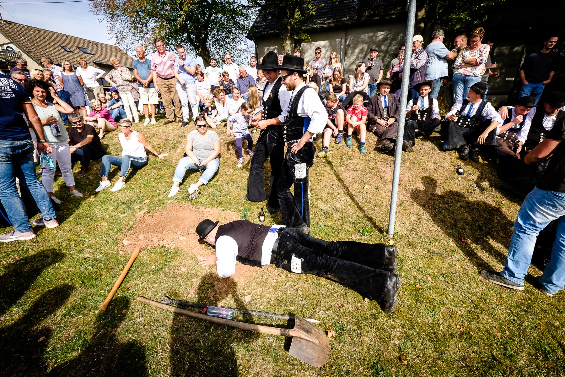 Wandergesellen des Rolandschachtes auf der Walz